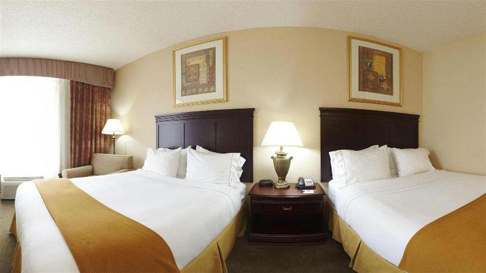 Holiday Inn Express Hotel & Suites Pell City Εξωτερικό φωτογραφία