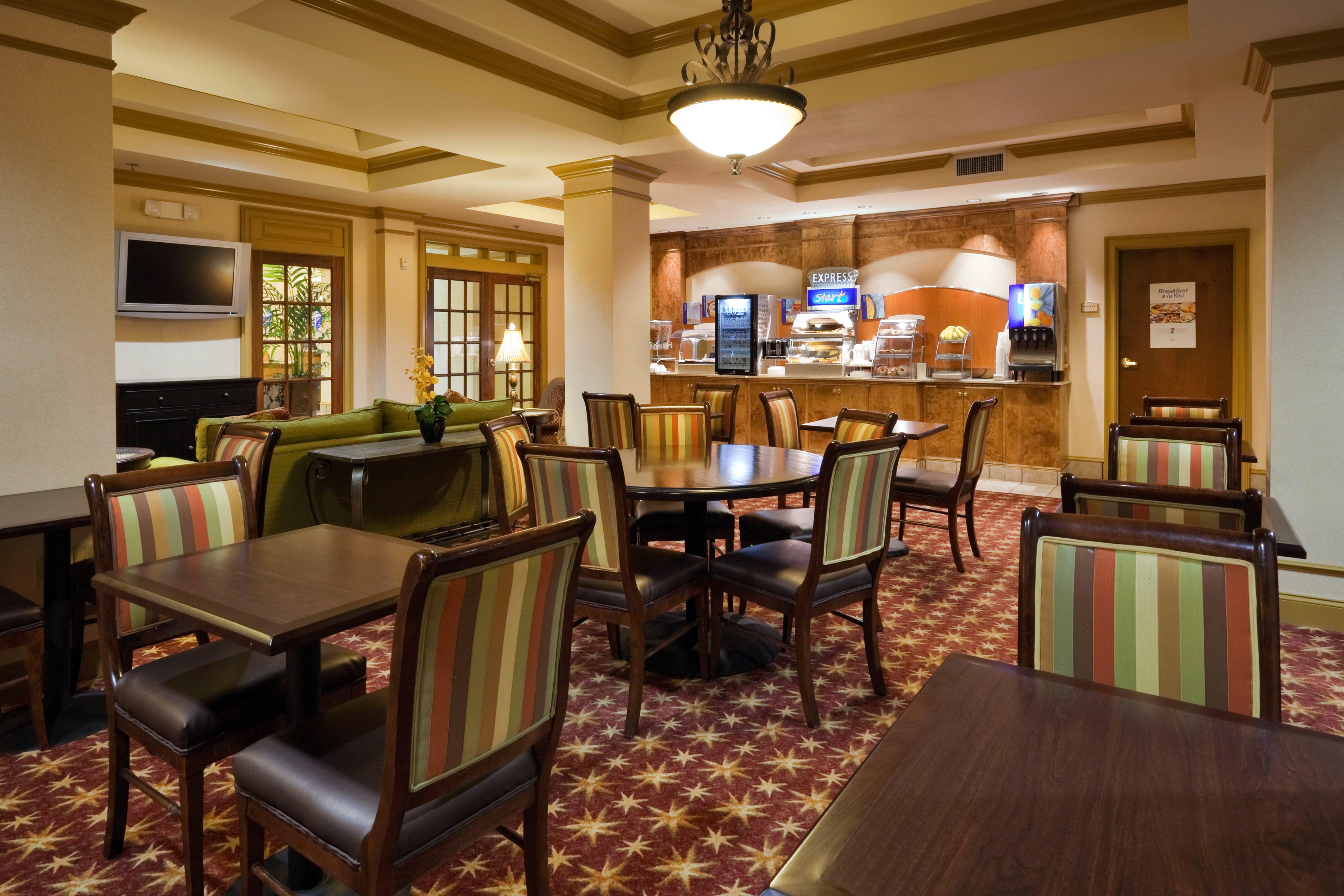 Holiday Inn Express Hotel & Suites Pell City Εξωτερικό φωτογραφία